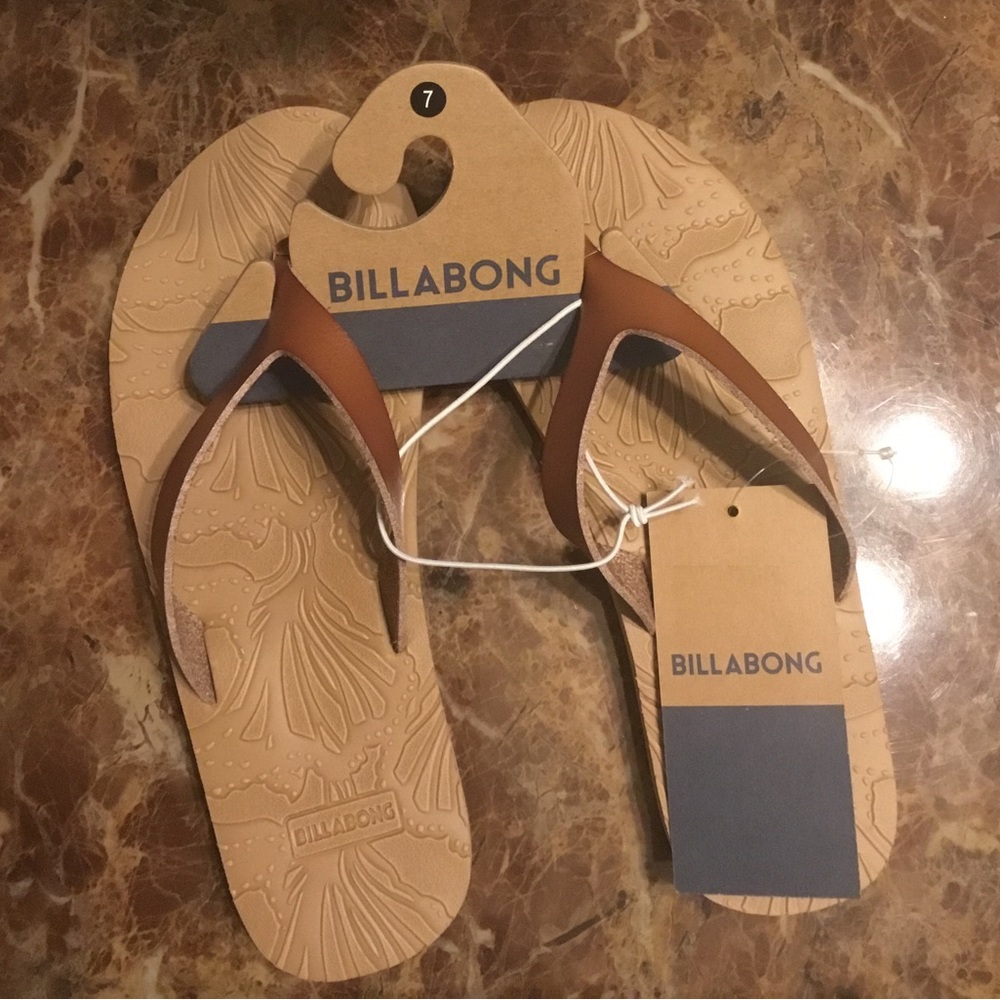 NEW Billabong Flip-Flop Sandals size 7